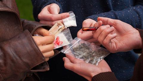 Адвокат по наркотикам Адвокат по наркотикам